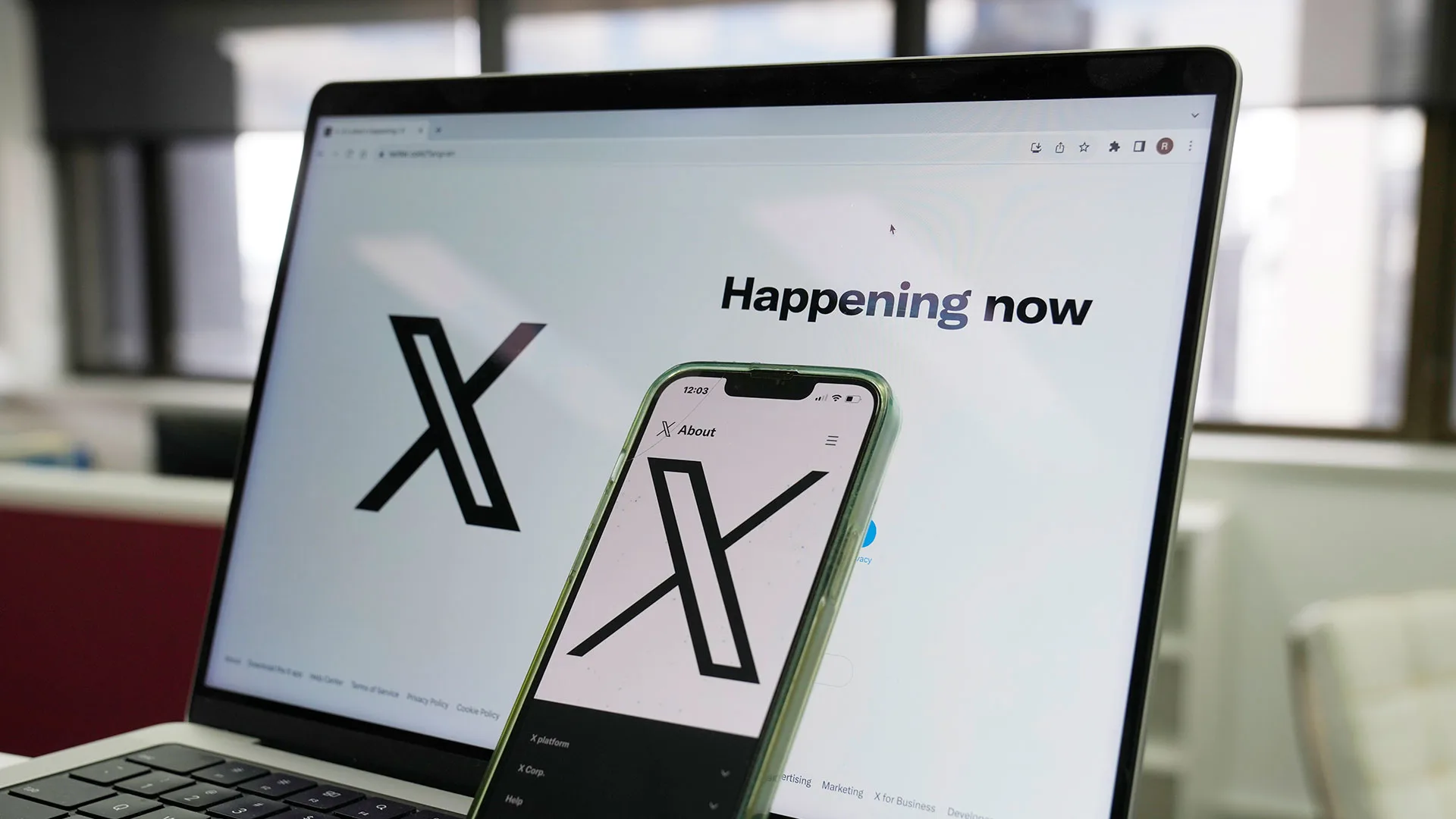Musk Threatens Legal Action Against Apple Over App Store Rankings