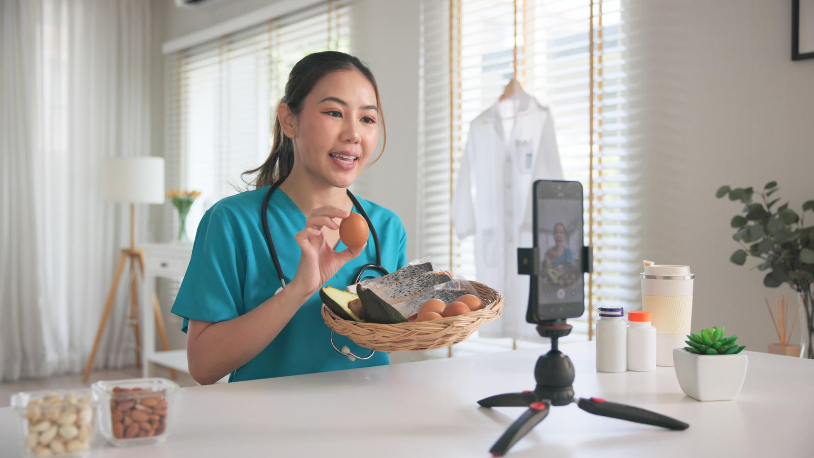 The Rise of Creators in the New Knowledge Economy