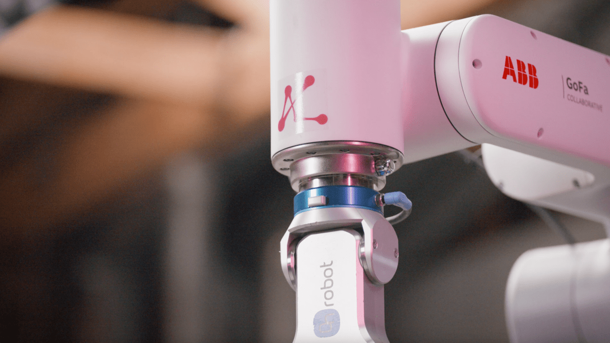 Revolutionizing Robot Training – Mbodi’s AI-Driven Approach