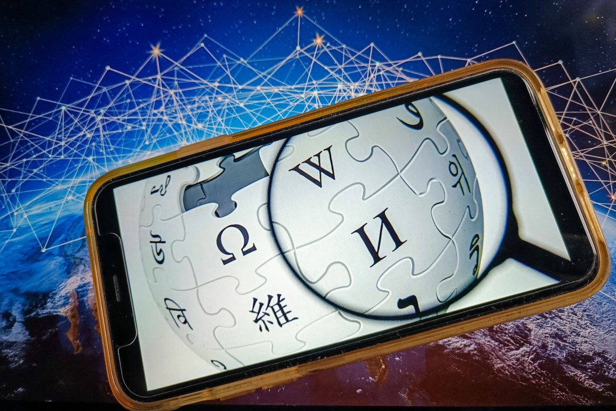 Detecting AI-Written Text – Insights from Wikipedia’s Guide