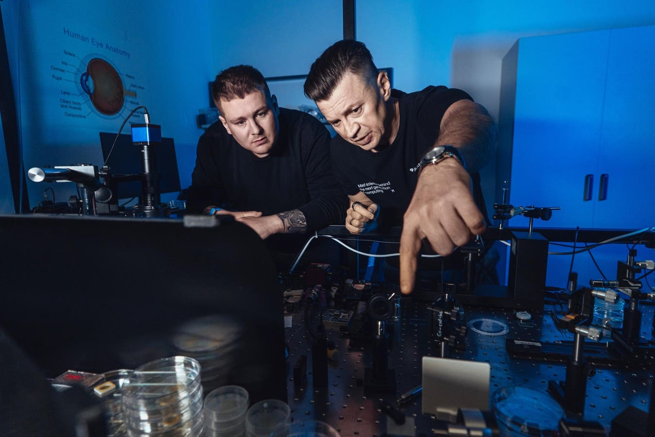 Revolutionizing Vision – Xpanceo’s Smart Contact Lens Breakthrough