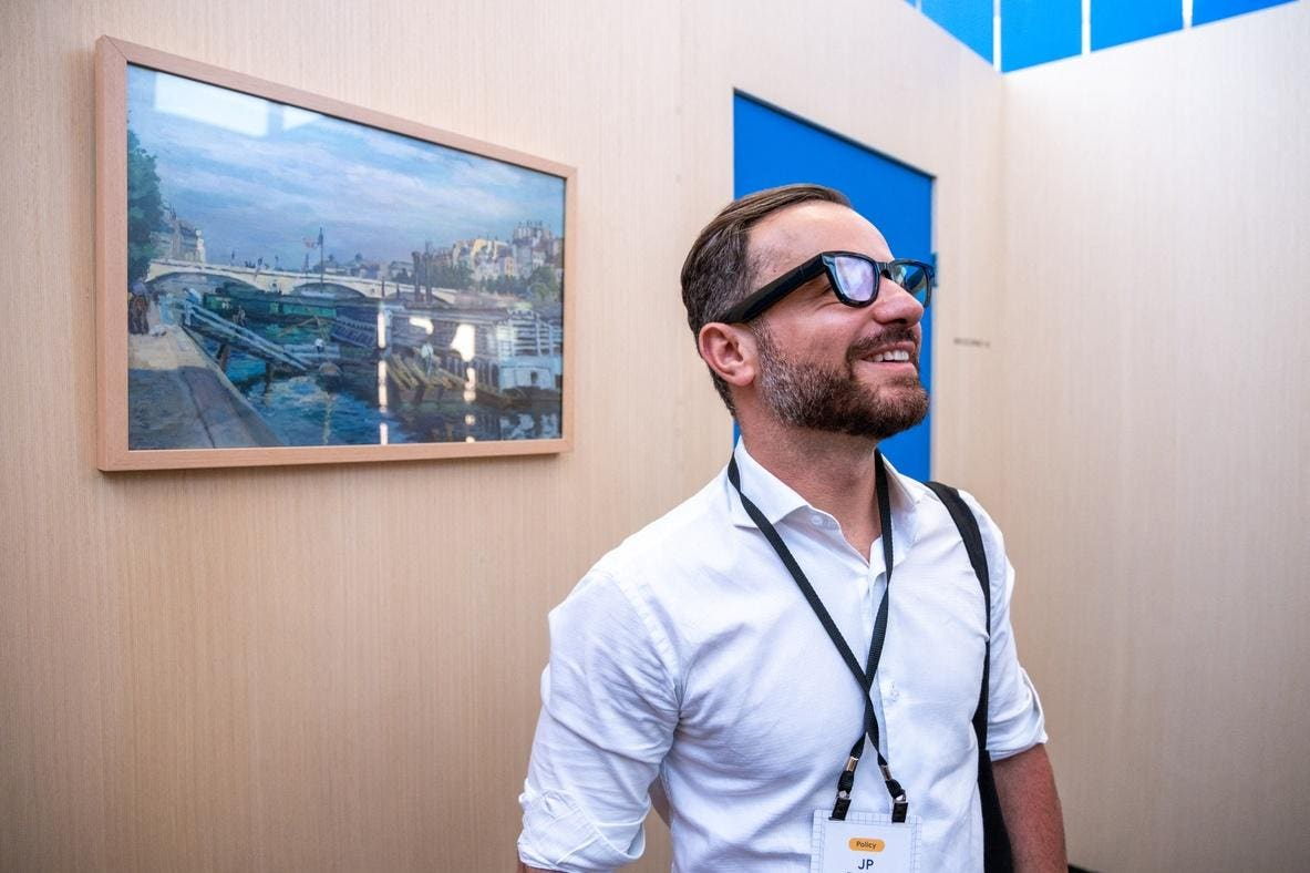 Google’s Smart Glasses – A New Era of AI and Workplace Innovation