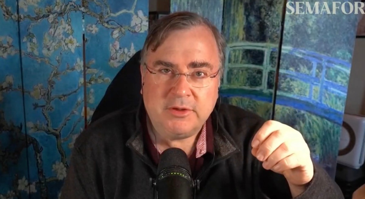 Tokenmaxxing – The New Metric for AI Engagement in the Workplace