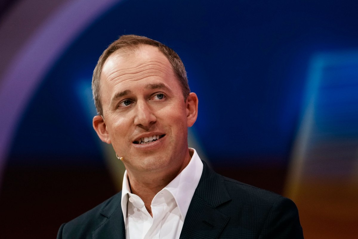 Sierra Secures $950 Million to Redefine AI Customer Experiences