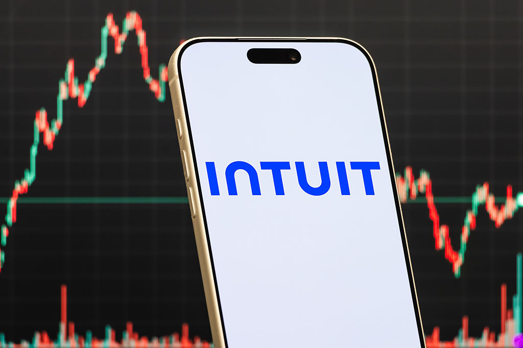 Intuit Cuts 3,000 Jobs to Focus on AI Development