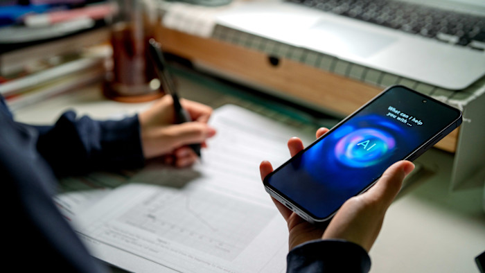 Embracing AI in Education – Balancing Risks and Rewards