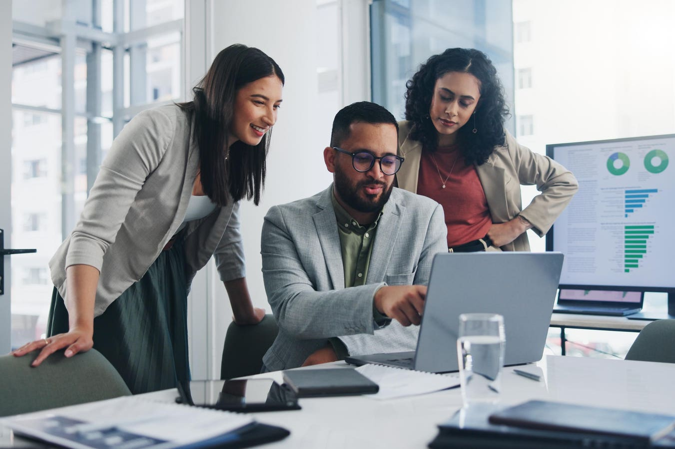 Navigating the AI Landscape – General vs. Purpose-Built for Mental Health