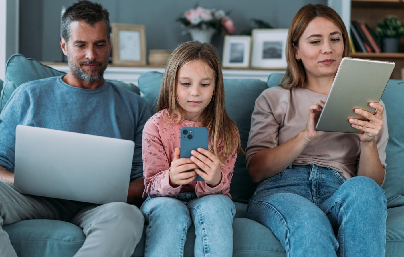 Families Embrace AI for Mental Health Support – A Double-Edged Sword